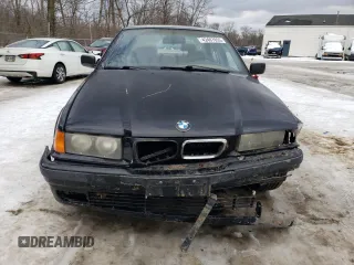 1998 BMW 3 Series 318i with VIN WBACC9329WEE60890, listed as a Copart auction lot 42497055 with 138,346 mi miles and Salvage Title. Bid and sale history available at carsss.com. Image 5.