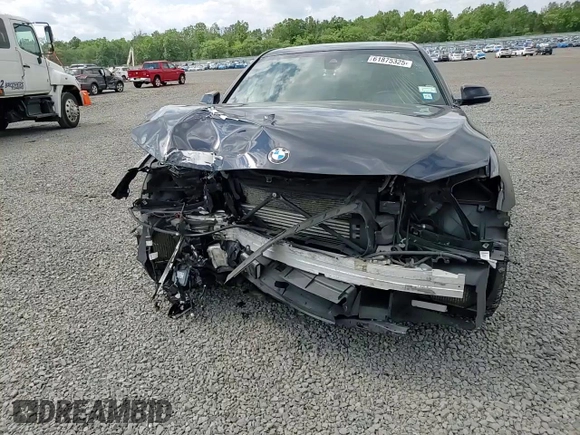 2015 BMW 7 Series 750i xDrive with VIN WBAYB6C58FD966084, listed as a Copart auction lot 61875325 with 159,616 mi miles and Salvage title. Bid and sale history available at DreamBid. Image 14.
