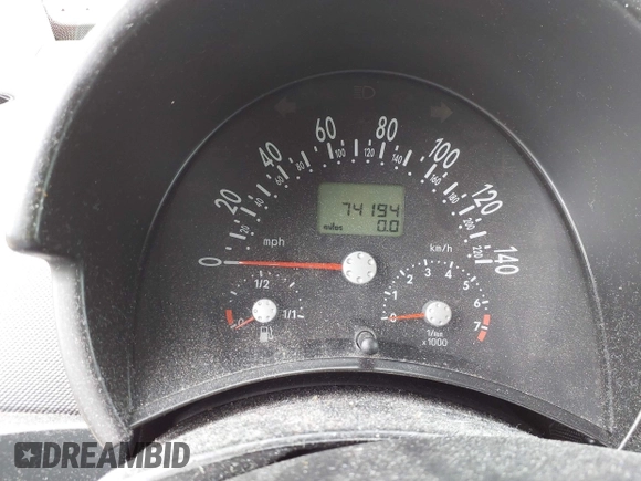2000 Volkswagen Beetle GLS with VIN 3VWCA21C9YM499921, listed as a IAAI auction lot 42161756 with 74,194 mi miles and . Bid and sale history available at DreamBid. Image 7.