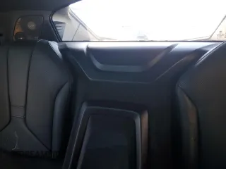 2017 BMW i8 z VIN WBY2Z2C37HV676698, wystawiony jako Copart lot #46544875 z przebiegiem 76 543 mil mil oraz Szkoda całkowita • Salvage title. Historia ofert i sprzedaży dostępna na DreamBid. Obrazek 10.