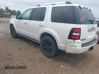 2010 Ford Explorer Limited with VIN 1FMEU7F89AUA75768, listed as a IAAI auction lot 41799783 with 224,293 mi miles. Bid and sale history available at carsss.com. Image 3.