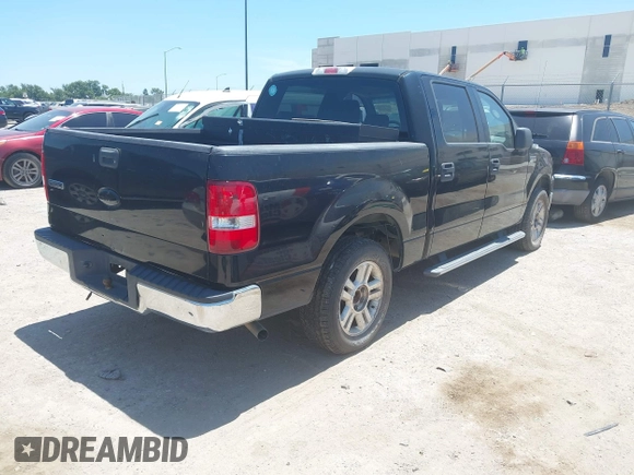 2006 Ford F-150 XLT z VIN 1FTRW12W46FB05899, wystawiony jako IAAI lot #42808707 z przebiegiem 364 716 mil mil oraz . Historia ofert i sprzedaży dostępna na DreamBid. Obrazek 4.