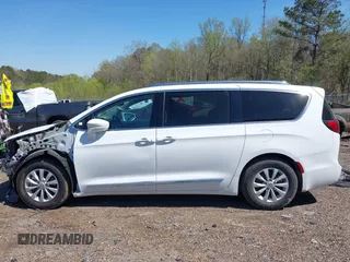 2018 Chrysler Pacifica Touring L Plus с VIN 2C4RC1EG9JR131199, выставлен на аукционе IAAI как лот 41866059 с пробегом 36 686 миль миль и . История ставок и продаж доступна на DreamBid. Изображение 15.