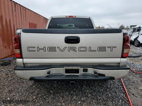 2006 Chevrolet Silverado 1500 LS with VIN 1GCEC19X86Z137517, listed as a Copart auction lot 82598584 with 170,142 mi miles and Salvage Title. Bid and sale history available at carsss.com. Image 6.