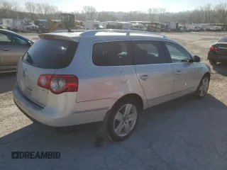 2009 Volkswagen Passat z VIN WVWXK73C99E046868, wystawiony jako Copart lot #79549784 z przebiegiem 167 784 mil mil oraz Szkoda całkowita • Salvage title. Historia ofert i sprzedaży dostępna na DreamBid. Obrazek 3.