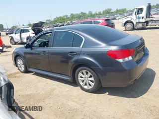 2010 Subaru Legacy Premium z VIN 4S3BMAG62A1235024, wystawiony jako IAAI lot #42482725 z przebiegiem 107 073 mil mil oraz . Historia ofert i sprzedaży dostępna na DreamBid. Obrazek 3.