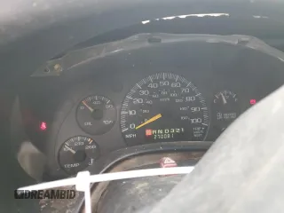 2001 GMC Savana z VIN 1GTHG39R311114765, wystawiony jako Copart lot #45540095 z przebiegiem 270 081 mil mil oraz Szkoda całkowita • Salvage title. Historia ofert i sprzedaży dostępna na DreamBid. Obrazek 9.