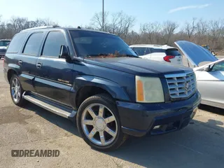 2004 Cadillac Escalade z VIN 1GYEC63T54R226911, wystawiony jako IAAI lot #41508878 z przebiegiem 280 150 mil mil oraz . Historia ofert i sprzedaży dostępna na DreamBid. Obrazek 1.