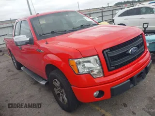 2013 Ford F-150 XL with VIN 1FTFX1CF9DFE03697, listed as a IAAI auction lot 41272378 with 118,499 mi miles. Bid and sale history available at carsss.com. Image 1.