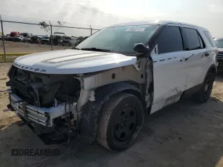 2016 Ford Utility Police Interceptor with VIN 1FM5K8AT7GGB07034, listed as a Copart auction lot 76982134 with 113,556 mi miles and Salvage Title. Bid and sale history available at carsss.com. Image 1.