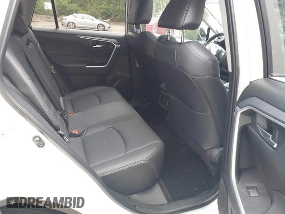 2025 Toyota RAV4 XLE Premium with VIN 2T3A1RFV9SW532080, listed as a IAAI auction lot 42420248 with 323 mi miles and . Bid and sale history available at DreamBid. Image 8.