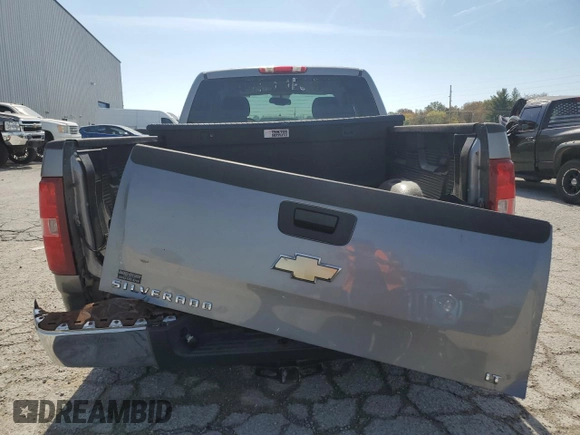2007 Chevrolet Silverado 1500 Work Truck with VIN 2GCEK19C371664357, listed as a Copart auction lot 76733594 with 191,133 mi miles and Non Repairable. Bid and sale history available at carsss.com. Image 6.