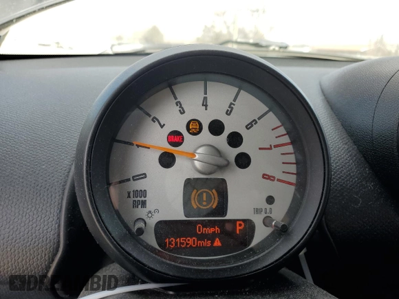 2014 MINI Countryman S with VIN WMWZC3C51EWP26751, listed as a Copart auction lot 49165415 with 131,590 mi miles and Clean Title. Bid and sale history available at DreamBid. Image 9.