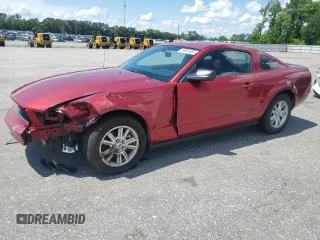 2006 Ford Mustang Standard z VIN 1ZVFT80N565265291, wystawiony jako Copart lot #56913655 z przebiegiem 127 581 mil mil oraz Szkoda całkowita • Salvage title. Historia ofert i sprzedaży dostępna na DreamBid. Obrazek 1.