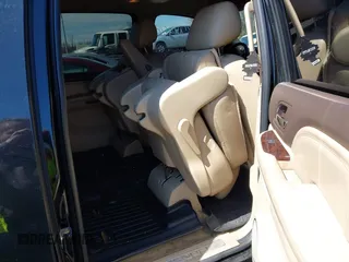 2011 GMC Yukon XL Denali with VIN 1GKS2MEF9BR175678, listed as a IAAI auction lot 41878478 with 226,715 mi miles. Bid and sale history available at carsss.com. Image 8.