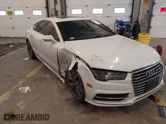 2018 Audi A7 Premium Plus with VIN WAUW3AFC7JN002130, listed as a IAAI auction lot 41645286 with 45,691 mi miles. Bid and sale history available at carsss.com. Image 1.