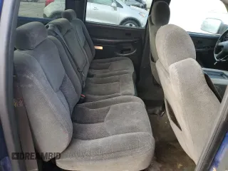 2003 Chevrolet Silverado 1500HD LT z VIN 1GCGC13U33F144265, wystawiony jako Copart lot #70311494 z przebiegiem 328 805 mil mil oraz Szkoda całkowita • Salvage title. Historia ofert i sprzedaży dostępna na DreamBid. Obrazek 10.