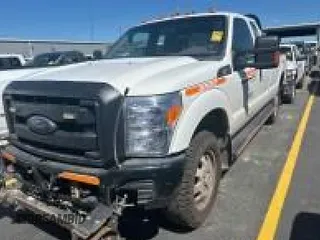 2016 Ford F-250 XLT with VIN 1FT7X2B67GEB70957, listed as a IAAI auction lot 42843825 with 215,003 mi miles and . Bid and sale history available at DreamBid. Image 27.