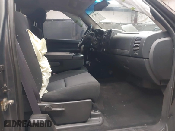 2011 GMC Sierra 1500 SLE with VIN 1GTR2VE34BZ208379, listed as a IAAI auction lot 41980133 with 146,853 mi miles and . Bid and sale history available at DreamBid. Image 5.