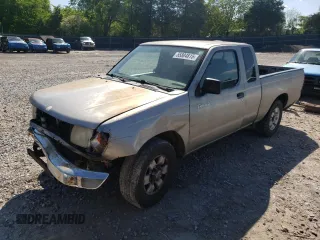 2000 Nissan Frontier XE with VIN 1N6DD26S1YC394030, listed as a Copart auction lot 55804815 with 284,762 mi miles and Salvage title. Bid and sale history available at DreamBid. Image 1.
