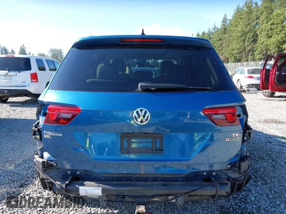 2018 Volkswagen Tiguan SEL с VIN 3VV2B7AX7JM029275, выставлен на аукционе IAAI как лот 42386878 с пробегом 75 006 миль миль и . История ставок и продаж доступна на DreamBid. Изображение 17.
