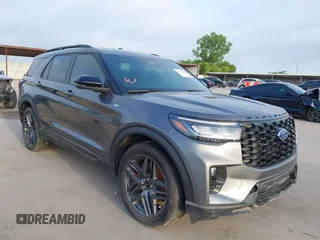 2025 Ford Explorer ST-Line with VIN 1FMUK7KH6SGA08889, listed as a IAAI auction lot 42552041 with Not provided miles and . Bid and sale history available at DreamBid. Image 1.