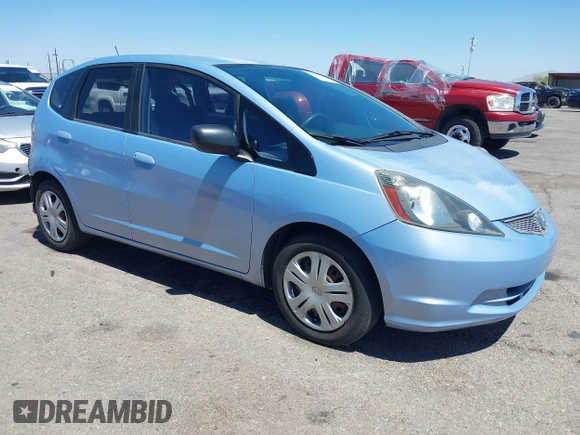 2009 Honda Fit z VIN JHMGE88259S037601, wystawiony jako IAAI lot #42428704 z przebiegiem 55 823 mil mil oraz . Historia ofert i sprzedaży dostępna na DreamBid. Obrazek 1.