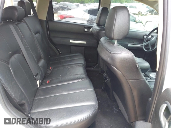 2011 Mitsubishi Endeavor z VIN 4A4JM3AS2BE037110, wystawiony jako IAAI lot #42106914 z przebiegiem 160 327 mil mil oraz . Historia ofert i sprzedaży dostępna na DreamBid. Obrazek 8.
