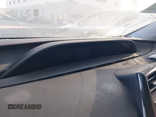 2017 Toyota Prius Plus z VIN JTDKARFP5H3052149, wystawiony jako IAAI lot #41803408 z przebiegiem Nie podano mil oraz . Historia ofert i sprzedaży dostępna na DreamBid. Obrazek 7.