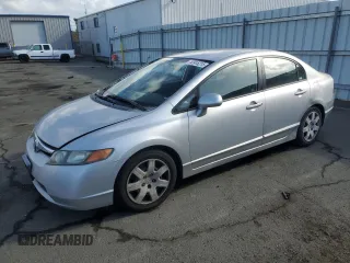 2006 Honda Civic LX z VIN 1HGFA16576L104431, wystawiony jako Copart lot #50915215 z przebiegiem 270 016 mil mil oraz Szkoda całkowita • Salvage title. Historia ofert i sprzedaży dostępna na DreamBid. Obrazek 1.