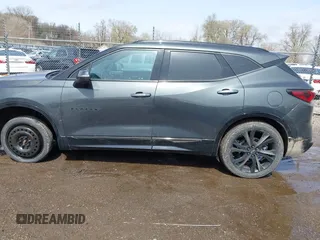 2019 Chevrolet Blazer RS z VIN 3GNKBERS0KS694793, wystawiony jako IAAI lot #41946992 z przebiegiem 40 313 mil mil oraz . Historia ofert i sprzedaży dostępna na DreamBid. Obrazek 14.