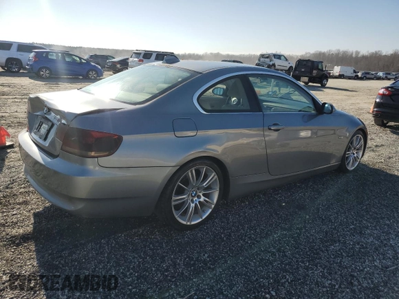 2007 BMW 3 Series 328i z VIN WBAWV135X7P117866, wystawiony jako Copart lot #46118685 z przebiegiem 112 828 mil mil oraz Szkoda całkowita • Salvage title. Historia ofert i sprzedaży dostępna na DreamBid. Obrazek 3.