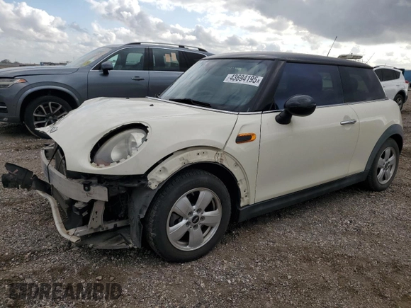 2015 MINI Hardtop with VIN WMWXM5C58F3A57125, listed as a Copart auction lot 43694195 with 78,875 mi miles and Salvage Title. Bid and sale history available at DreamBid. Image 1.