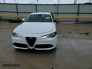 2018 Alfa Romeo Giulia with VIN ZARFAEBN3J7591484, listed as a Copart auction lot 86514884 with 94,276 mi miles and Salvage Title. Bid and sale history available at carsss.com. Image 13.