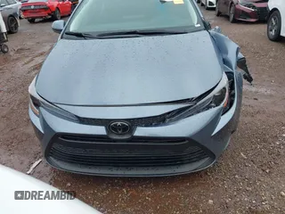 2025 Toyota Corolla LE z VIN 5YFB4MDE1SP294222, wystawiony jako IAAI lot #42462252 z przebiegiem 7 389 mil mil oraz . Historia ofert i sprzedaży dostępna na DreamBid. Obrazek 13.