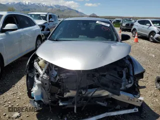2018 Toyota C-HR XLE with VIN JTNKHMBX4J1003588, listed as a Copart auction lot 56021405 with 34,416 mi miles and Salvage title. Bid and sale history available at DreamBid. Image 5.