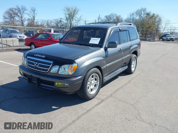 2003 Lexus LX with VIN JTJHT00W033531066, listed as a IAAI auction lot 41969617 with 209,710 mi miles. Bid and sale history available at carsss.com. Image 2.