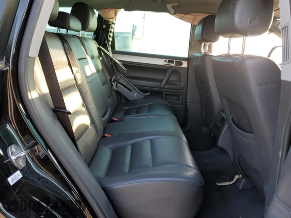 2009 Volkswagen Touareg VR6 с VIN WVGBE77L29D022277, выставлен на аукционе Copart как лот 43287925 с пробегом 184 860 миль миль и Списание • Salvage title. История ставок и продаж доступна на DreamBid. Изображение 12.