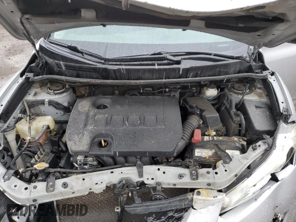2011 Toyota Matrix z VIN 2T1KU4EE0BC616573, wystawiony jako Copart lot #53904745 z przebiegiem 299 502 mil mil oraz Szkoda całkowita • Salvage title. Historia ofert i sprzedaży dostępna na DreamBid. Obrazek 11.