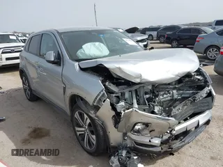 2023 Mitsubishi Outlander ES z VIN JA4ARUAU0PU016926, wystawiony jako IAAI lot #41748847 z przebiegiem 24 023 mil mil oraz . Historia ofert i sprzedaży dostępna na DreamBid. Obrazek 1.