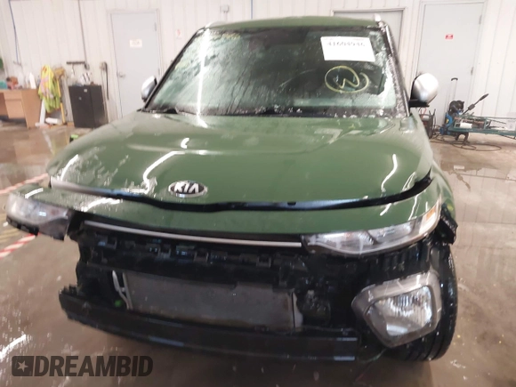2021 Kia Soul LX with VIN KNDJ23AU0M7126728, listed as a IAAI auction lot 41604946 with 32,979 mi miles. Bid and sale history available at carsss.com. Image 12.