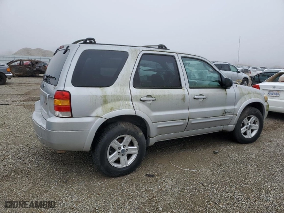 2005 Ford Escape Hybrid with VIN 1FMCU95HX5KC07541, listed as a Copart auction lot 84209534 with 187,074 mi miles and Clean Title. Bid and sale history available at carsss.com. Image 3.