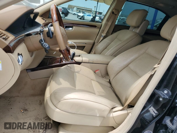 2010 Mercedes-Benz S 400 with VIN WDDNG9FB3AA301975, listed as a Copart auction lot 68335744 with 72,948 mi miles and Salvage Title. Bid and sale history available at DreamBid. Image 7.