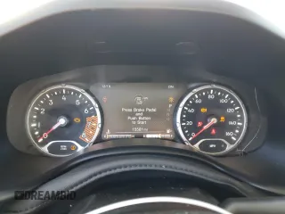 2022 Jeep Renegade Trailhawk with VIN ZACNJDC1XNPN79141, listed as a Copart auction lot 49739595 with 15,581 mi miles and Salvage Title. Bid and sale history available at DreamBid. Image 9.