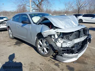 2022 Dodge Charger SXT with VIN 2C3CDXJG6NH236326, listed as a IAAI auction lot 41667088 with 22,349 mi miles. Bid and sale history available at carsss.com. Image 1.