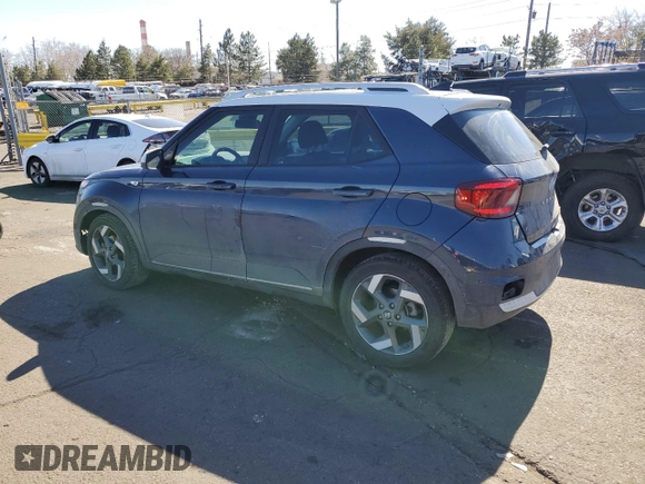2022 Hyundai Venue SEL z VIN KMHRC8A33NU151481, wystawiony jako Copart lot #47434845 z przebiegiem 31 888 mil mil oraz Czysty tytuł • Clean title. Historia ofert i sprzedaży dostępna na DreamBid. Obrazek 2.