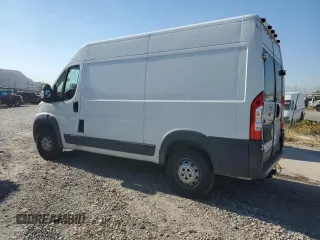 2014 Ram ProMaster Cargo with VIN 3C6TRVCG8EE107716, listed as a Copart auction lot 75965424 with 303,018 mi miles and Clean Title. Bid and sale history available at carsss.com. Image 2.