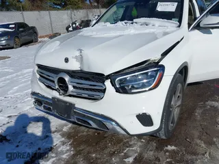 2022 Mercedes-Benz GLC with VIN W1N0G8EB7NG119580, listed as a IAAI auction lot 41239778 with 28,551 mi miles. Bid and sale history available at carsss.com. Image 21.