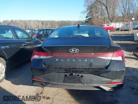 2023 Hyundai Elantra SEL z VIN KMHLM4AG6PU395983, wystawiony jako IAAI lot #41475408 z przebiegiem 45 478 mil mil oraz . Historia ofert i sprzedaży dostępna na DreamBid. Obrazek 16.