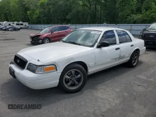 2010 Ford Police Interceptor с VIN 2FABP7BV2AX141201, выставлен на аукционе Copart как лот 57223595 с пробегом Не указан миль и Списание • Salvage title. История ставок и продаж доступна на DreamBid. Изображение 1.